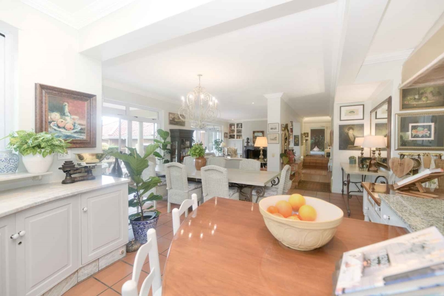 4 Bedroom Property for Sale in Kwaaiwater Western Cape